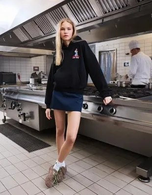 Худи «рататуй» с капюшоном и принтом- Заказать в России