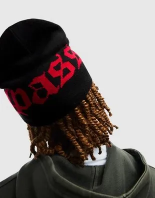 Шапка с принтом