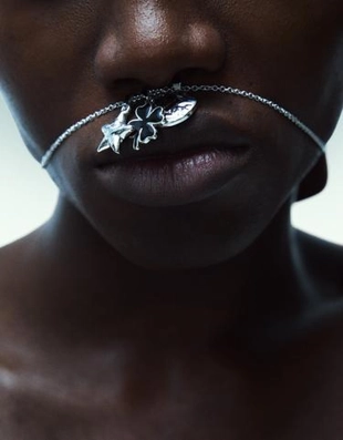 Zara Стальное ожерелье с подвесками