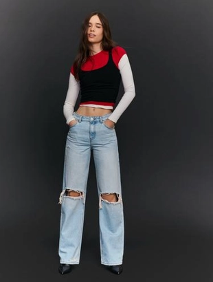 Zara Джинсы свободного кроя с высокой посадкой и разрезами