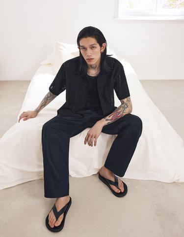 Zara Сандалии с ремешками купить с доставкой.