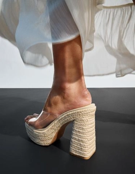 Zara Виниловые босоножки на каблуке и платформе из джута