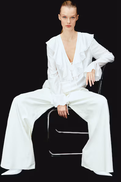 Блузка с оборкой H&M