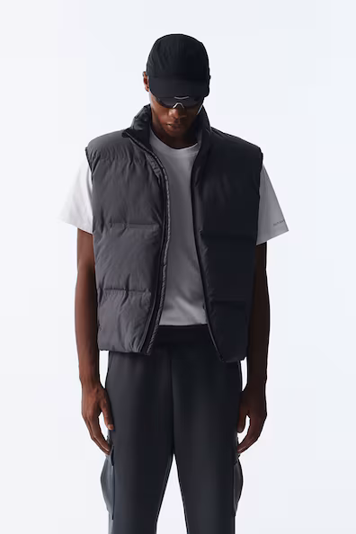 Спортивный жилет REGULAR FIT из ткани THERMOMOVE™