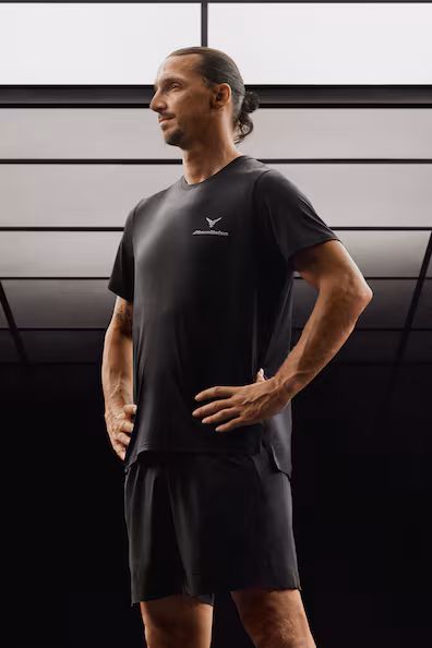 Спортивный свитер REGULAR FIT из ткани DRYMOVE™