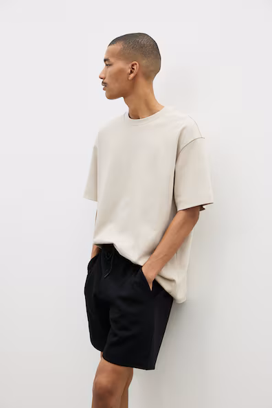 Шорты REGULAR FIT из толстого джерси