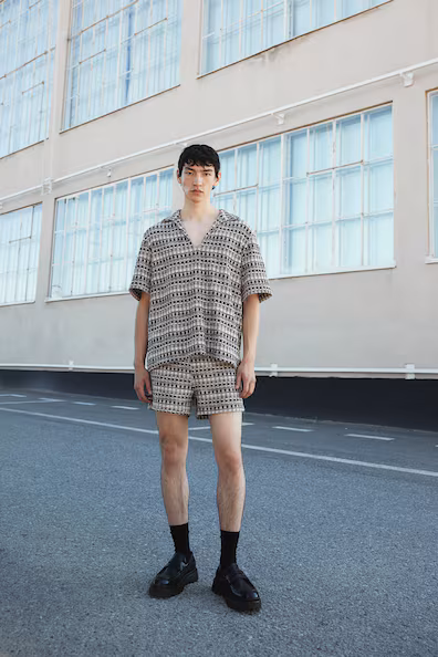 Шорты REGULAR FIT с текстурой