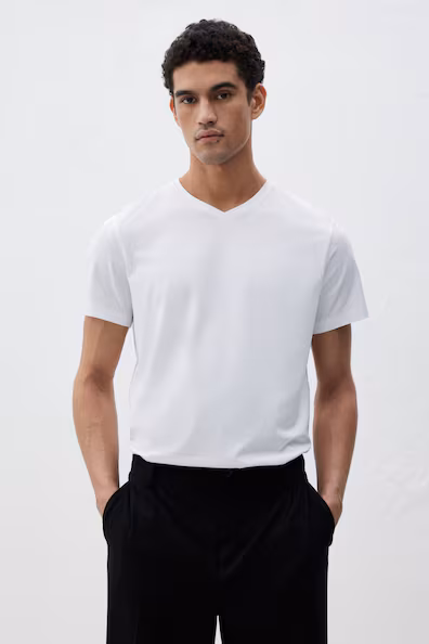 Футболка с V-образным вырезом SLIM FIT