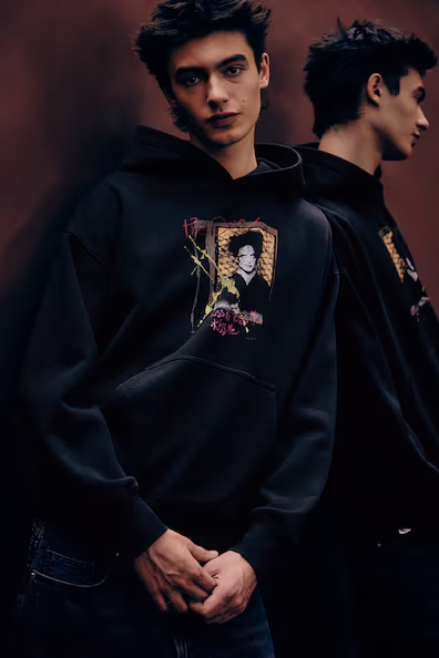 Толстовка с капюшоном и принтом OVERSIZED FIT