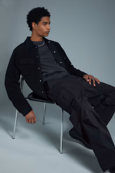 Удобные укороченные карго брюки RELAXED FIT