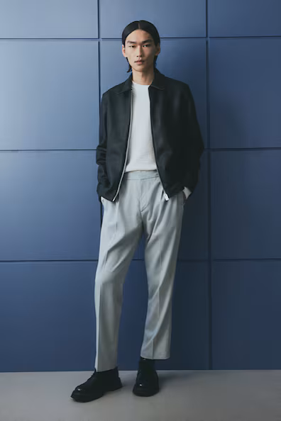 Брюки REGULAR FIT с защипами на ногах