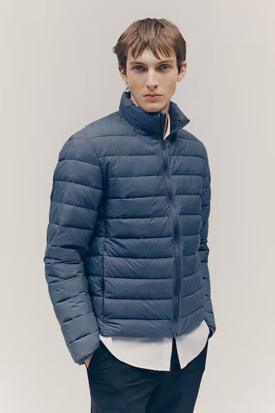 Утепленное легкое пальто SLIM FIT