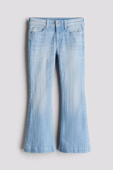 Джинсы SLIM FIT с расклешенными штанинами