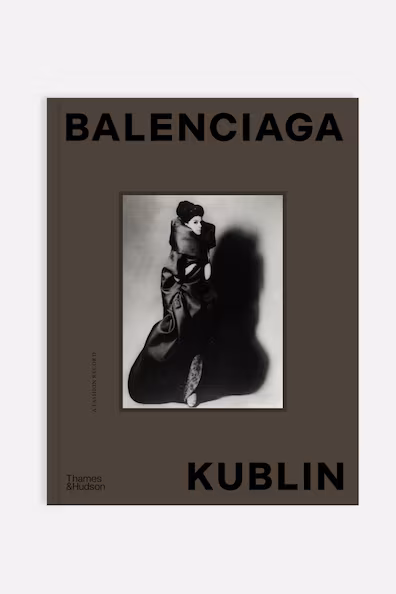 Книга BALENCIAGA – KUBLIN