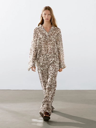 Zara Брюки прямого кроя с животным принтом