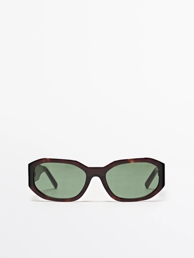 Zara Солнцезащитные очки маленького удлиненного силуэта