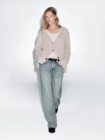 HIGH-WAIST WIDE-LEG JEANS