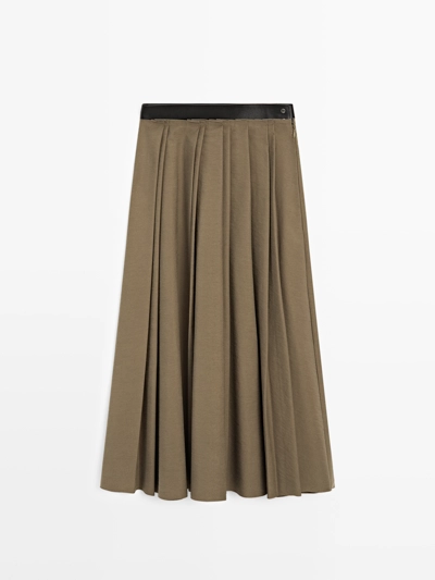 PLEATED MIDI SKIRT WITH WAIST DETAIL