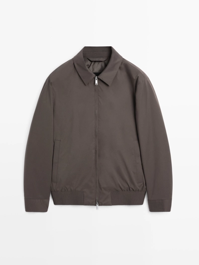 BOMBER JACKET WITH WATER-REPELLENT DETAIL