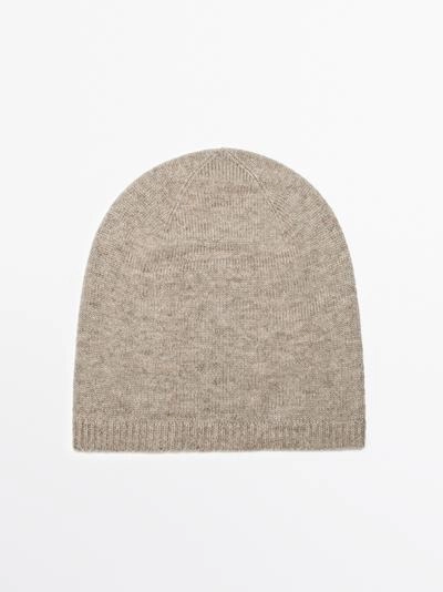 Тонкая вязаная шапка- Заказать в России