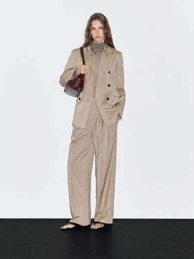 Пиджак из 100% шерсти с двубортной застежкой