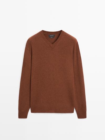 Zara 100% шерстяной свитер с V-образным вырезом