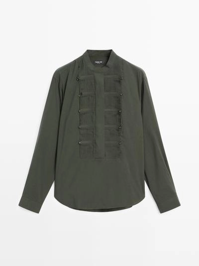 Рубашка с застежкой на пуговицы и стойкой воротником