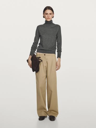 Свитер с высоким воротником из шерстяной смеси