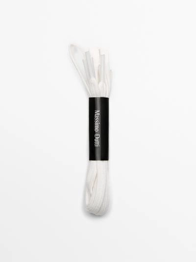 Кроссовки из кожи с контрастными вставками