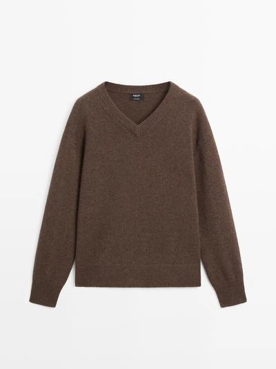 Свитер с V-образным вырезом из 100% кашемира- Заказать в России