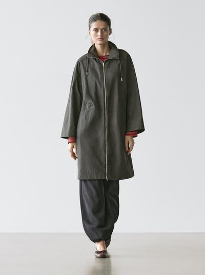 Zara Плащ из технической ткани с капюшоном