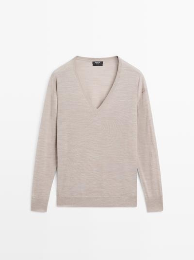 Zara Свитер с V-образным вырезом в оверсайз-стиле купить с доставкой.