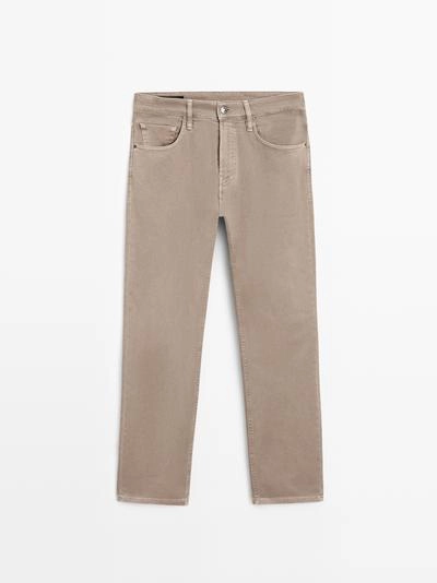 Джинсы суженого кроя