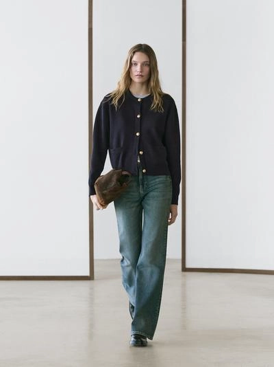 Кардиган из хлопкового трикотажа с пуговицами в золотом цвете