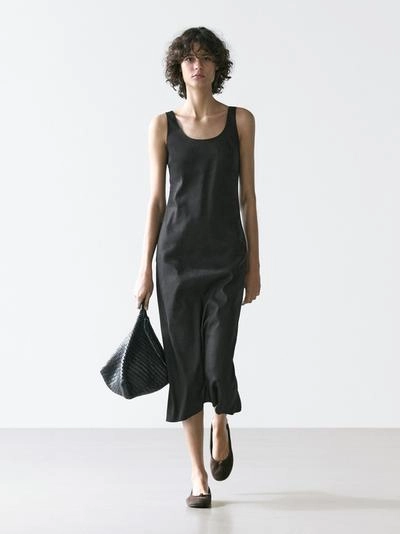 Платье мини с круглым вырезом