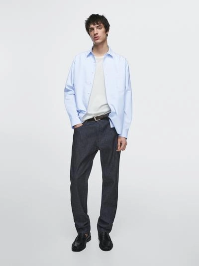 Джинсы легкого slim-fit с отбеленной отделкой- Заказать в России
