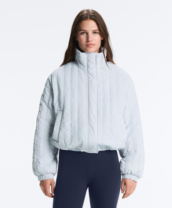 Zara Короткая пуховая куртка с технологией FELLEX® AEROGEL купить с доставкой.