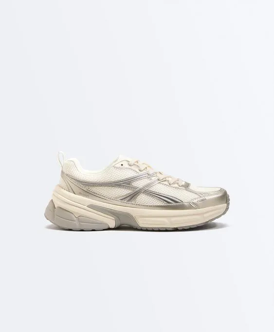 Oysho Беговые кроссовки RUNNING