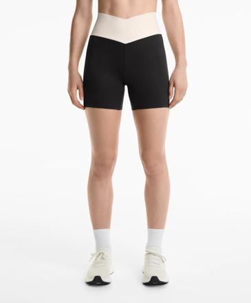 Zara Легинсы-шорты PERFECT-ADAPT 10 см с широким поясом V-образной формы