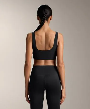 Спортивный бюстгальтер PERFECT ADAPT со средней степенью поддержки- Заказать в России