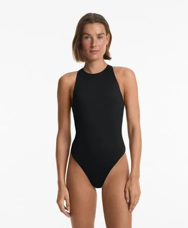 Купальник халтер с перекрестными бретелями сзади