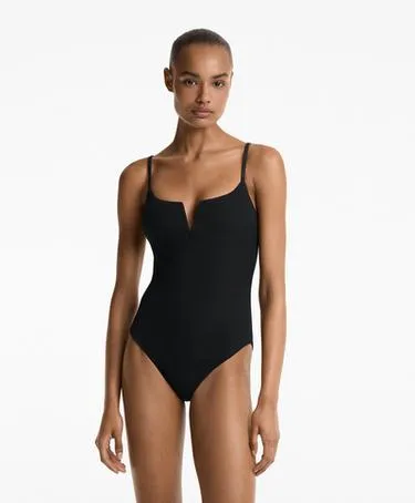 Купальник с V-образным вырезом из ткани пике