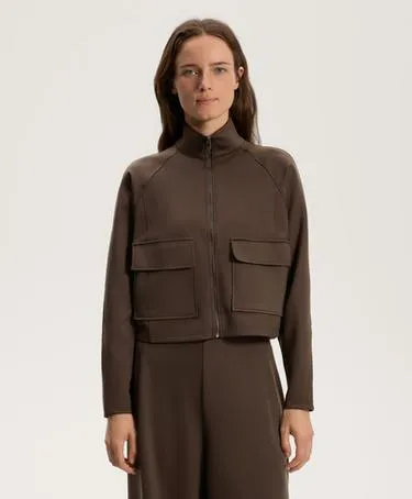 Куртка эффектом неопрена с карманами- Заказать в России