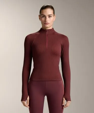 Футболка с длинными рукавами из технического материала- Заказать в России