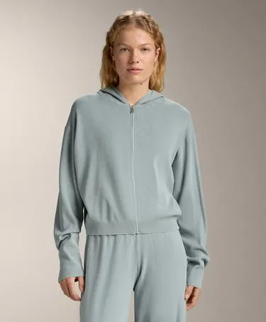 Трикотажная куртка с капюшоном