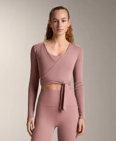 Топ из смесового хлопка со скругленной оборкой- Заказать в России