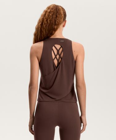 Zara Футболка CROSS-BACK COMFORTLUX купить с доставкой.