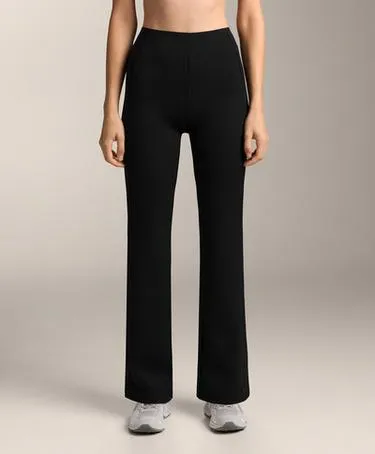 Расклешенные брюки с высокой посадкой и эффектом неопрена- Заказать в России