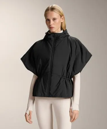 Стеганый жилет с капюшоном