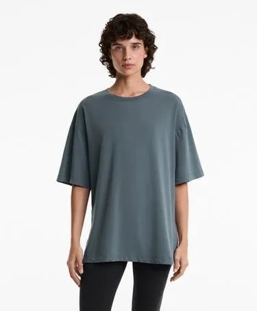 Футболка квадратного кроя из смесового хлопка с короткими рукавами- Заказать в России